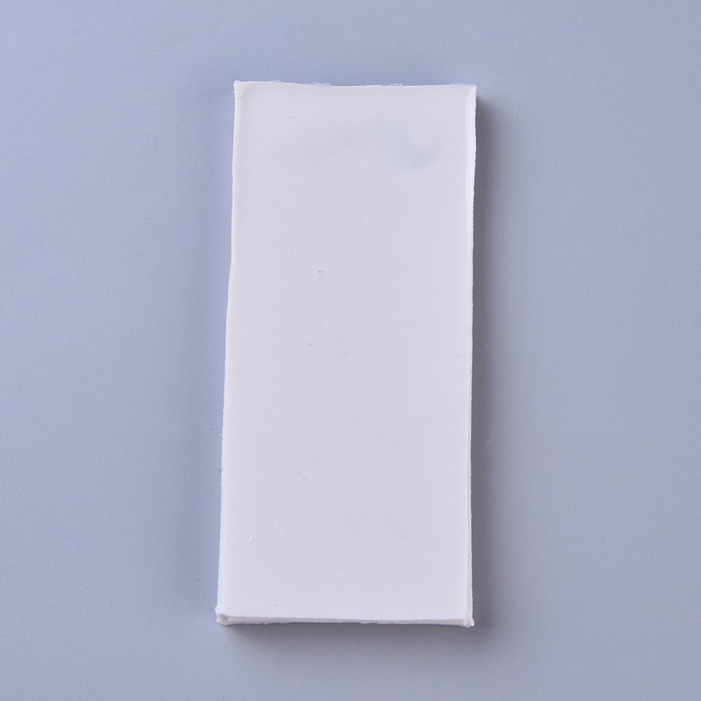 Silikónová forma Fúzy 107x49x6~10mm, 1 ks