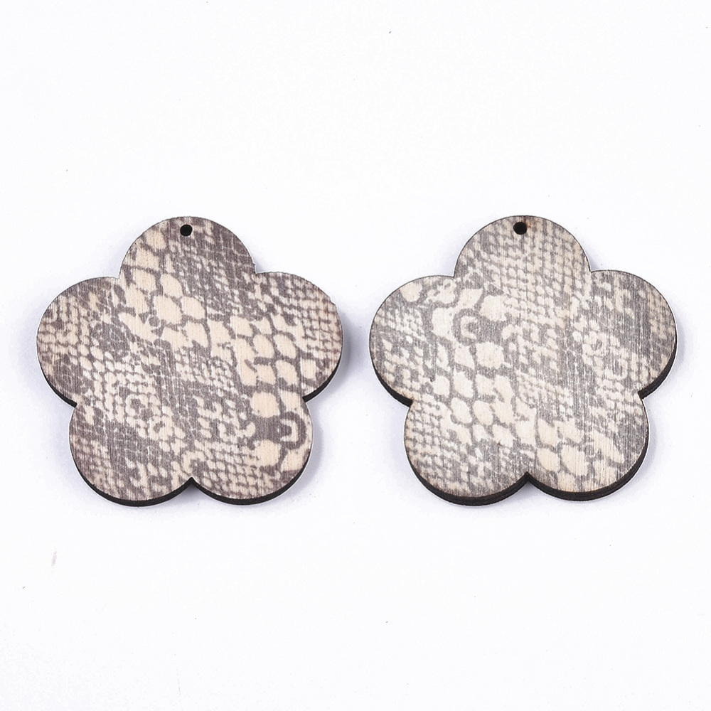 Drevené farebné kvetinky 48.5x50x4mm, 10 ks