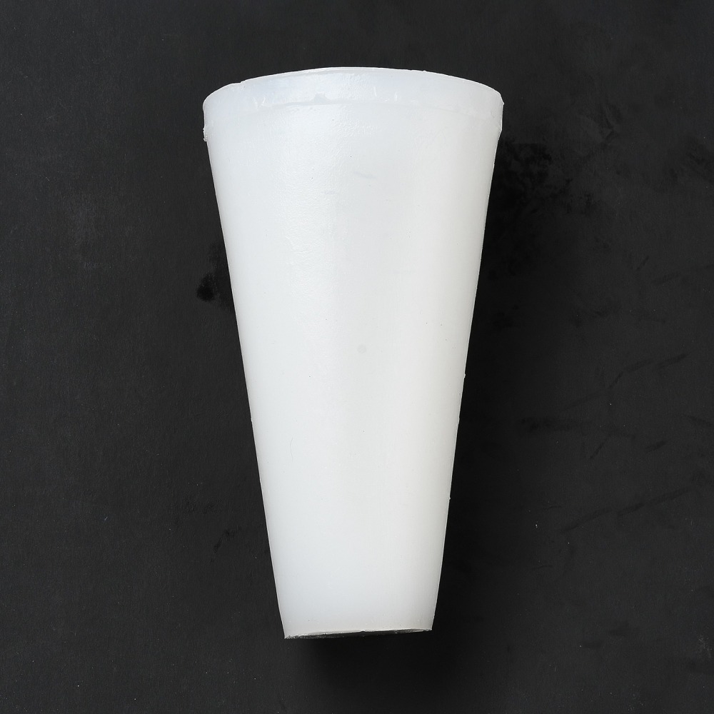 Odlievacia forma na sviečky Stromček 7.5x14.2cm, 1 ks