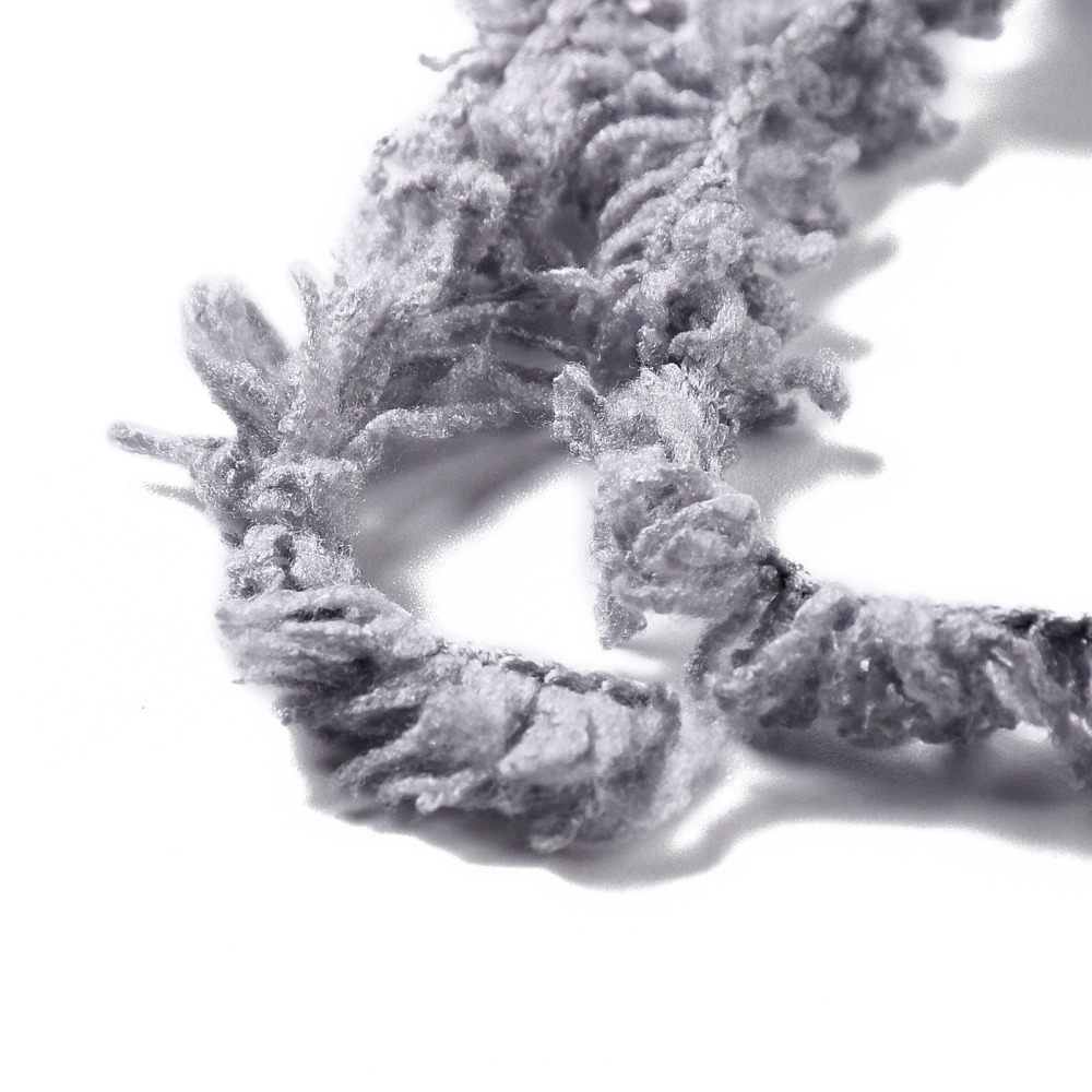 Mäkká chlpatá priadza 9-11x0.5mm, 35m