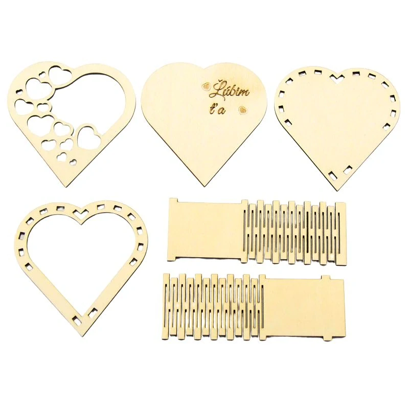 Drevená krabička Srdiečko s vlastným textom 95x99x53mm, 1 ks