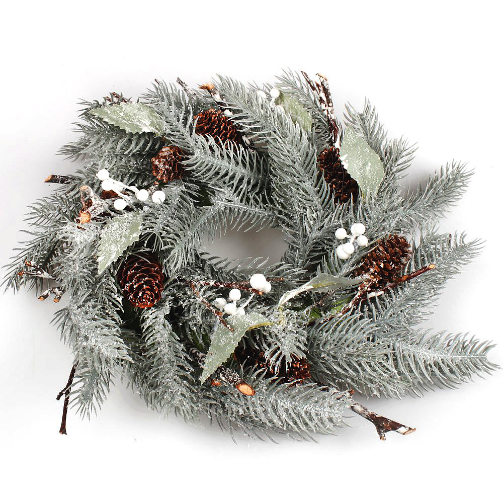 Vianočný veniec z umelého ihličia 25 cm, 1 ks