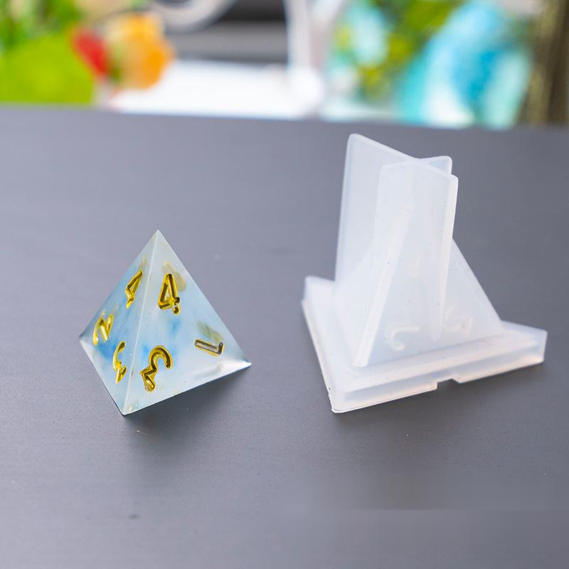 Silikónová forma Pyramída s číslami 34x38x29mm, 1 sada