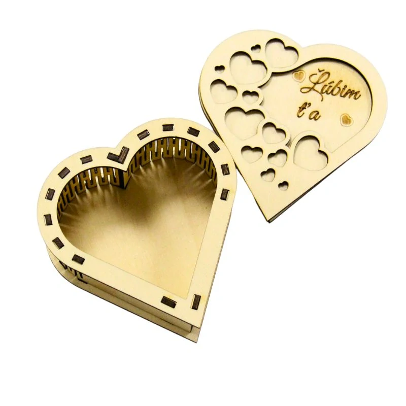 Drevená krabička Srdiečko s vlastným textom 95x99x53mm, 1 ks