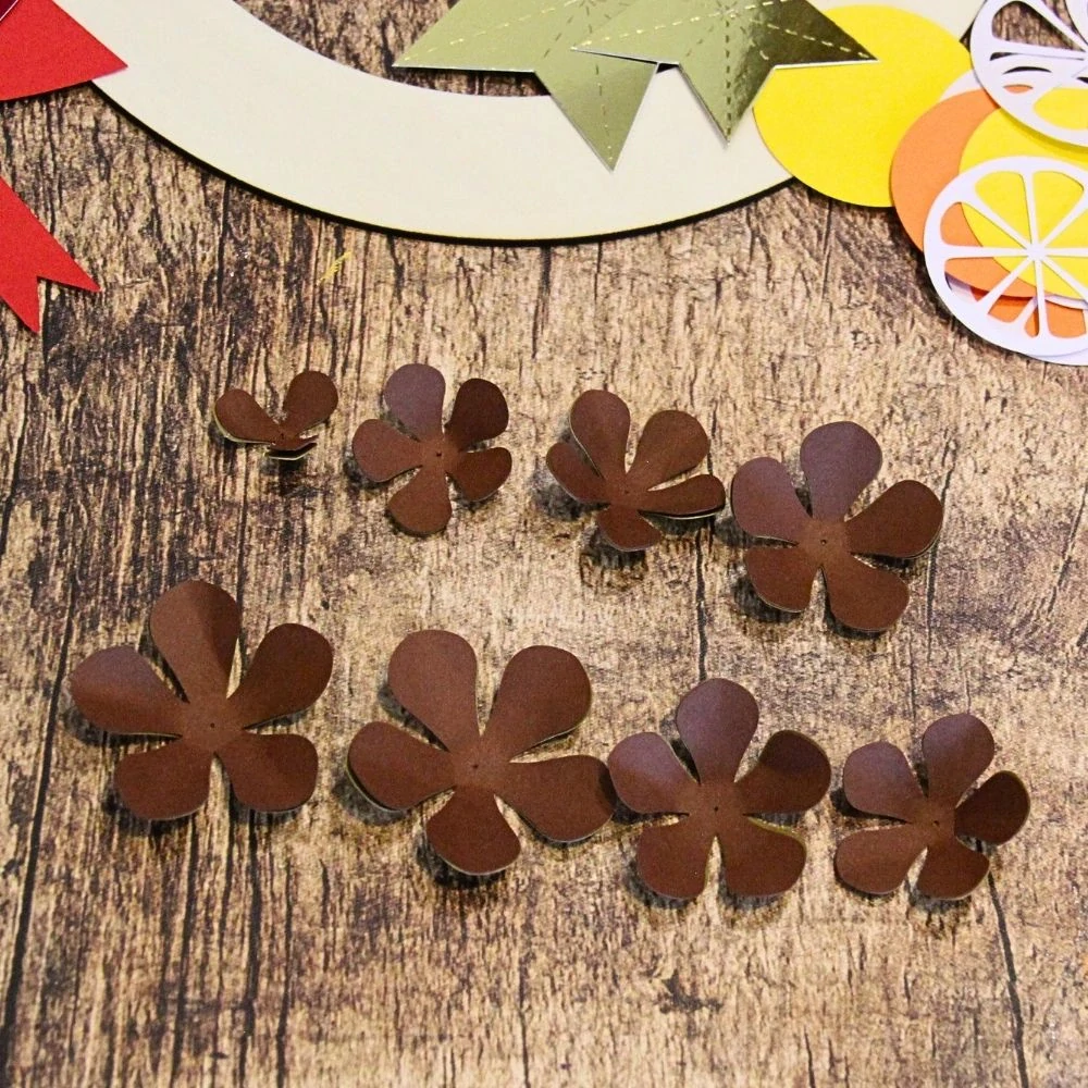 DIY Kreatívna Sada: Vyrobte si vianočný veniec na dvere