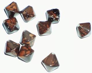 Korálky obojstranný kužeľ 10mm 10 ks
